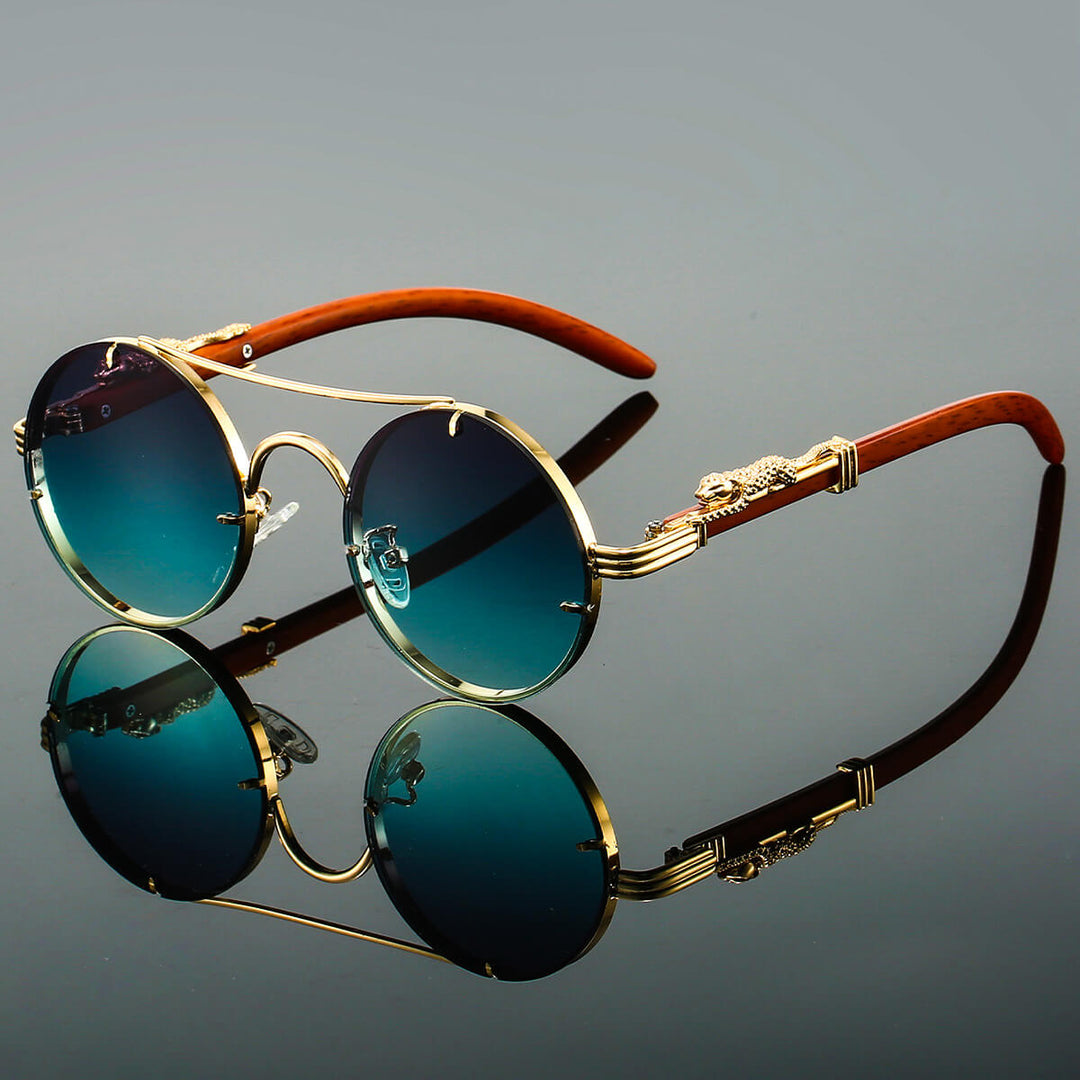 Chez | Retro-style sunglasses