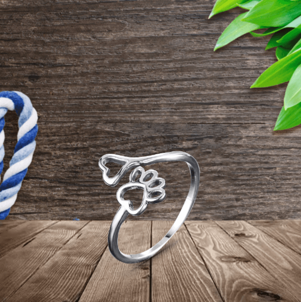 Adjustable Paw Heart Ring in Stainless Steel